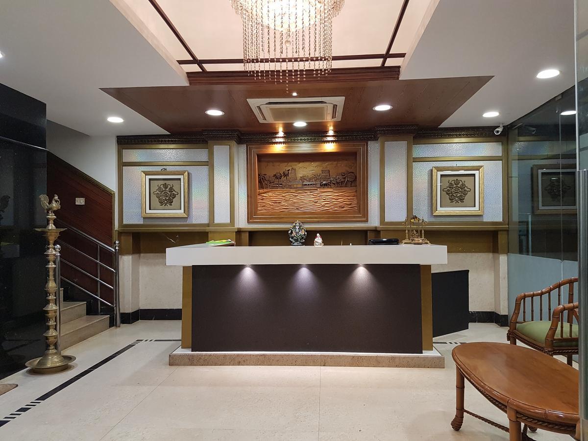 Hotel Subhalakshmi Palace Karaikkudi Luaran gambar