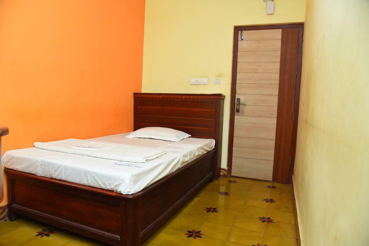 Hotel Subhalakshmi Palace Karaikkudi Luaran gambar