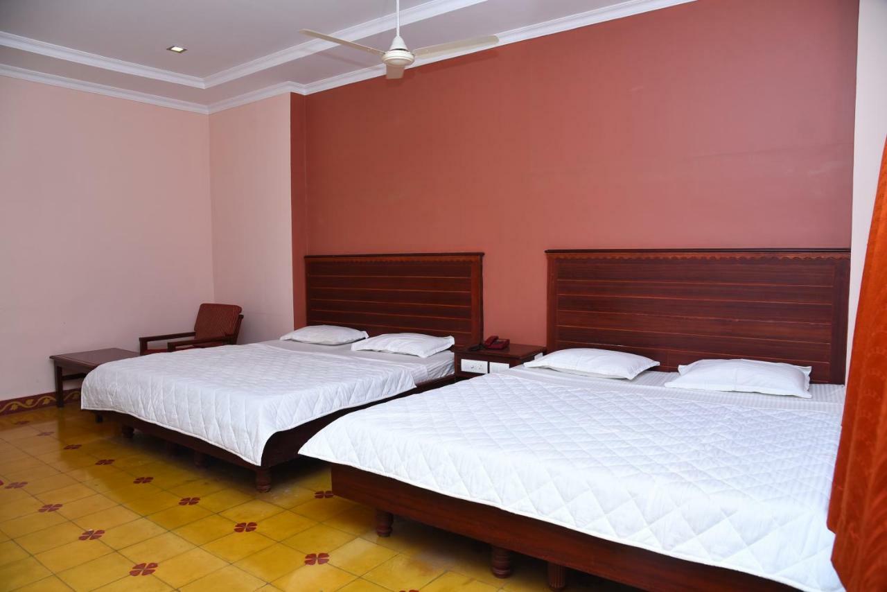 Hotel Subhalakshmi Palace Karaikkudi Luaran gambar