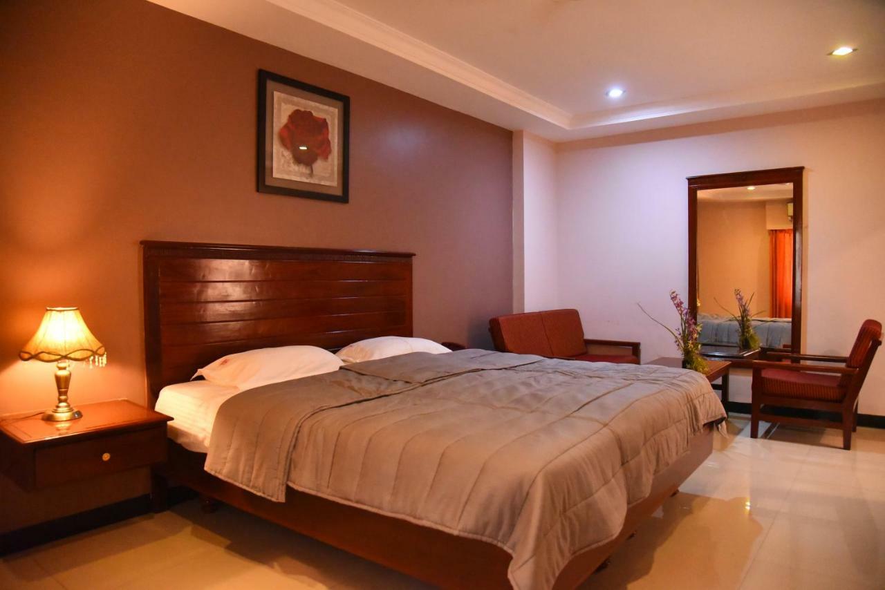 Hotel Subhalakshmi Palace Karaikkudi Luaran gambar